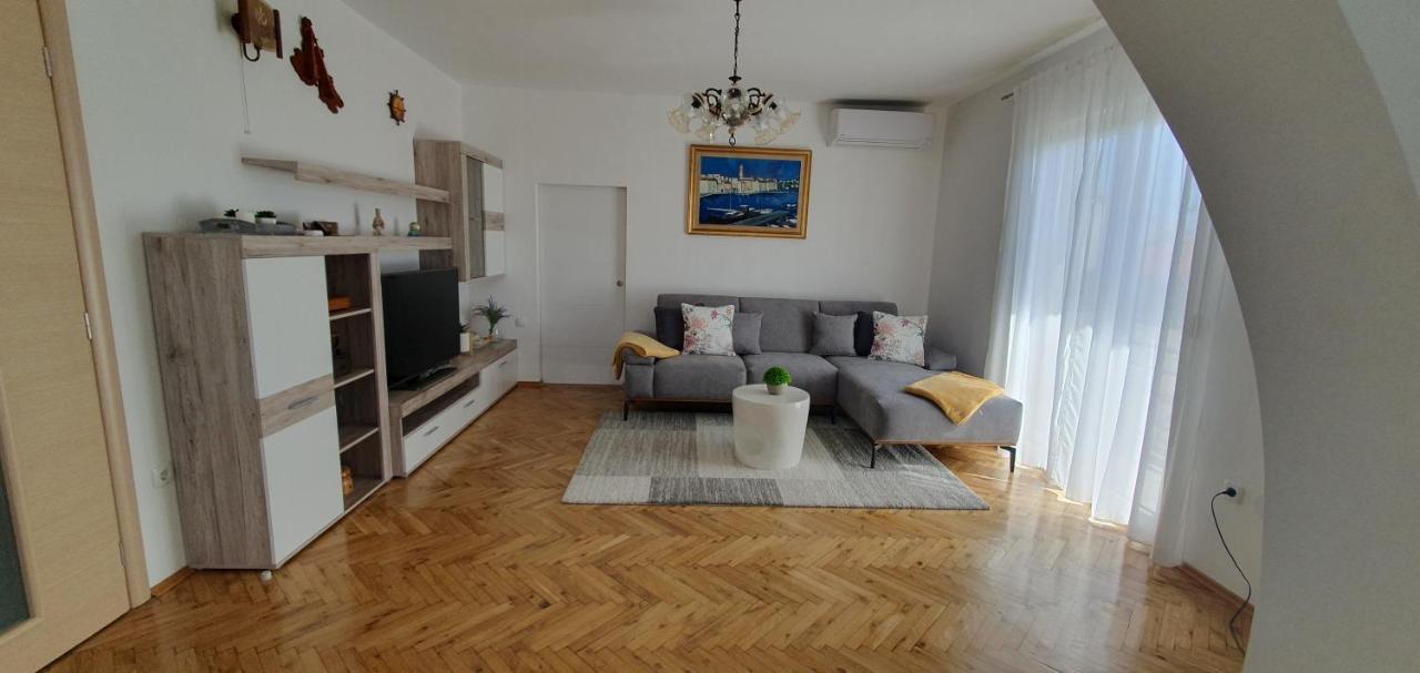 Apartmani Pavlovic 크르크 외부 사진