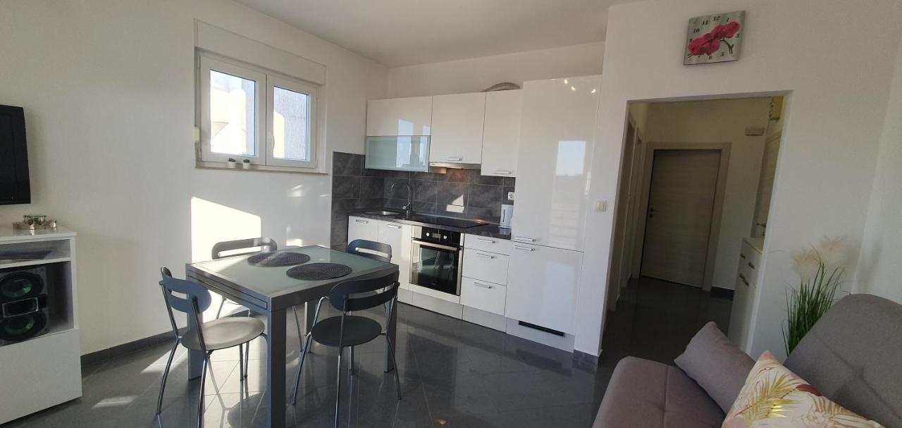 Apartmani Pavlovic 크르크 외부 사진