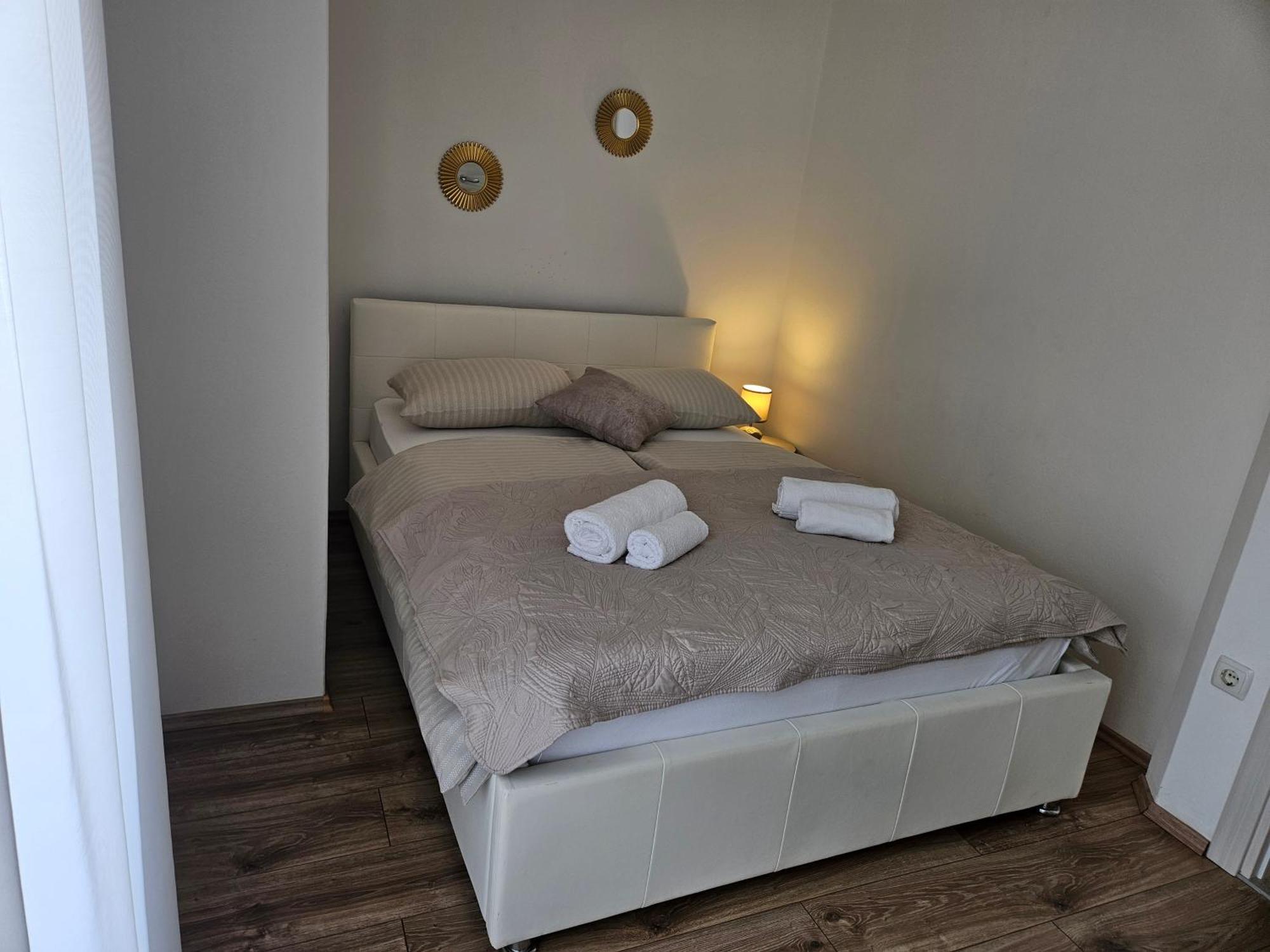 Apartmani Pavlovic 크르크 외부 사진